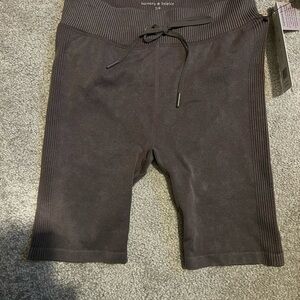 NWT 2 Pack Women’s Small Brown and Black Biker Shorts